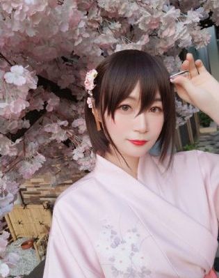 超碰自拍亚洲茄子_4K超清免费观看